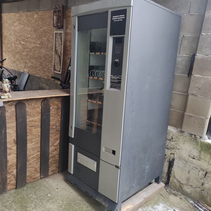 Хладилна Вендинг машина GPE