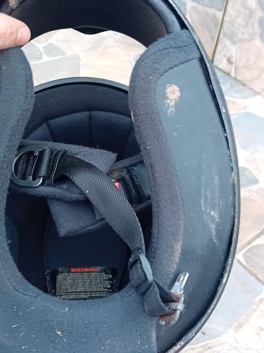 Căști motor modrle diferite