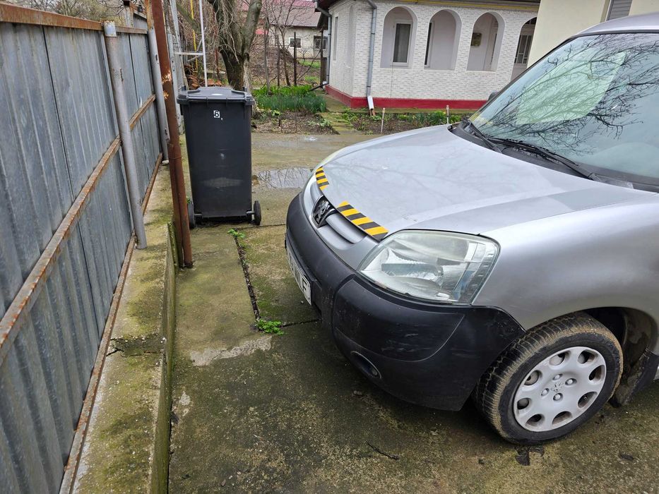 Furgoneta Peugeot Partener