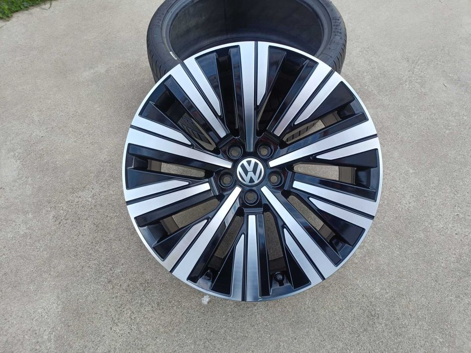 O janta 19 originala vw touareg 3 cod oem 607601025N