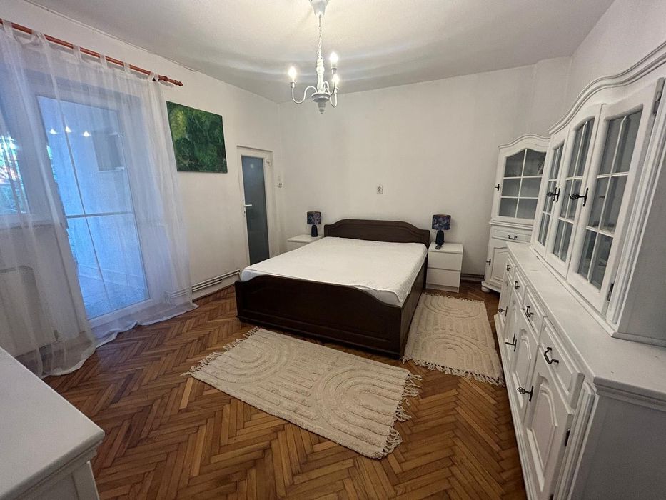 Vând casă zonă semicentrală