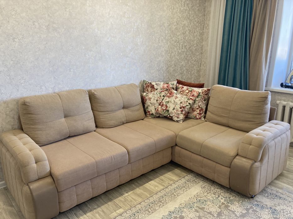 Продается диван угловой трансформер