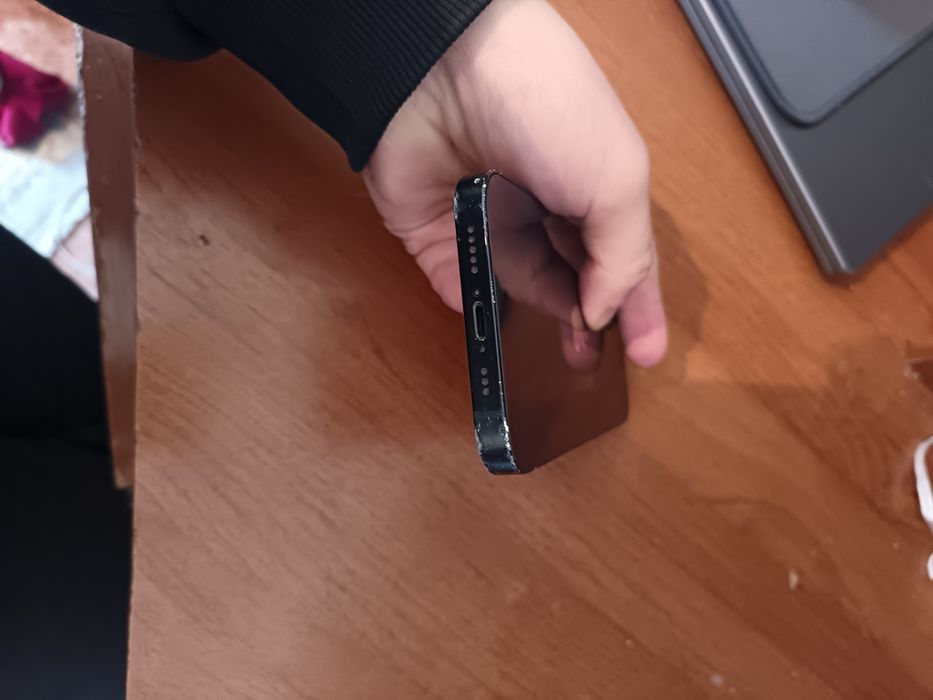 Айфон 14 сатылады