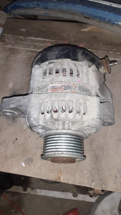 Генератор и стартер для Toyota HILUX