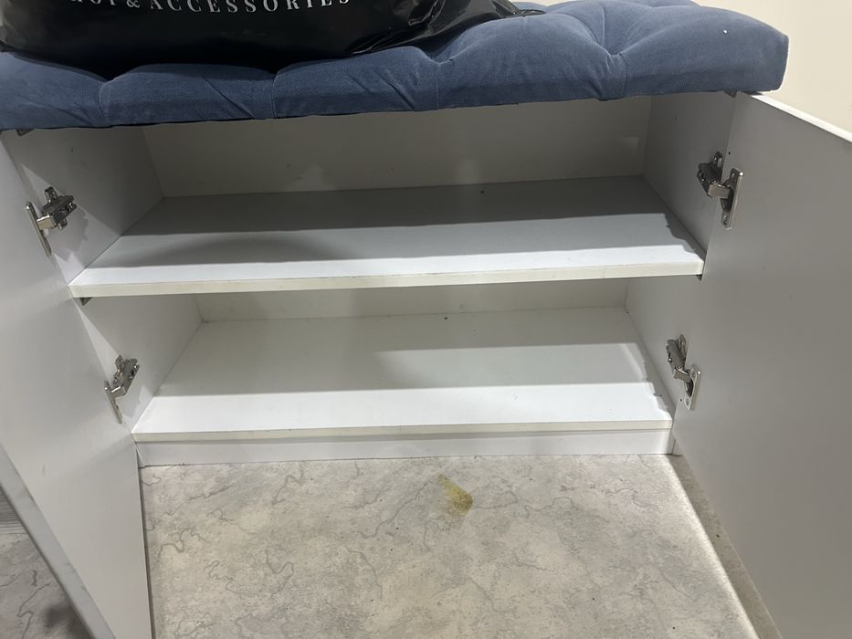 Пуфик для обучи в прихожую