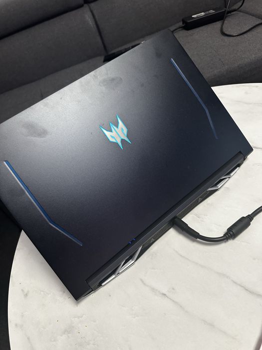 Acer Predator 17 inch, i9 11th Gen Intel(R), Geforce Rtx 3070 8GB