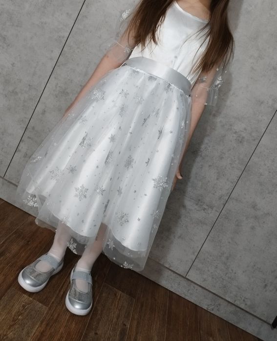 Нарядное платье Снежинка