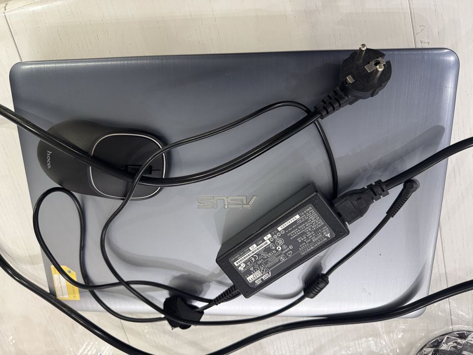 Продается ноутбук ASUS