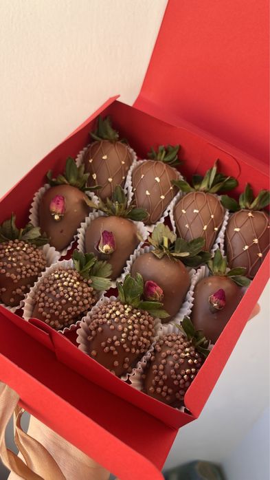 клубника в шоколаде