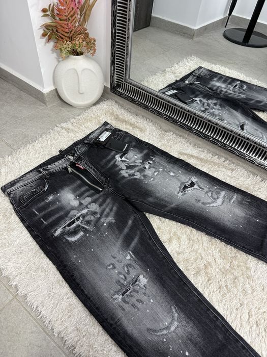 Blugi Dsquared2 calitate Premium colectie noua