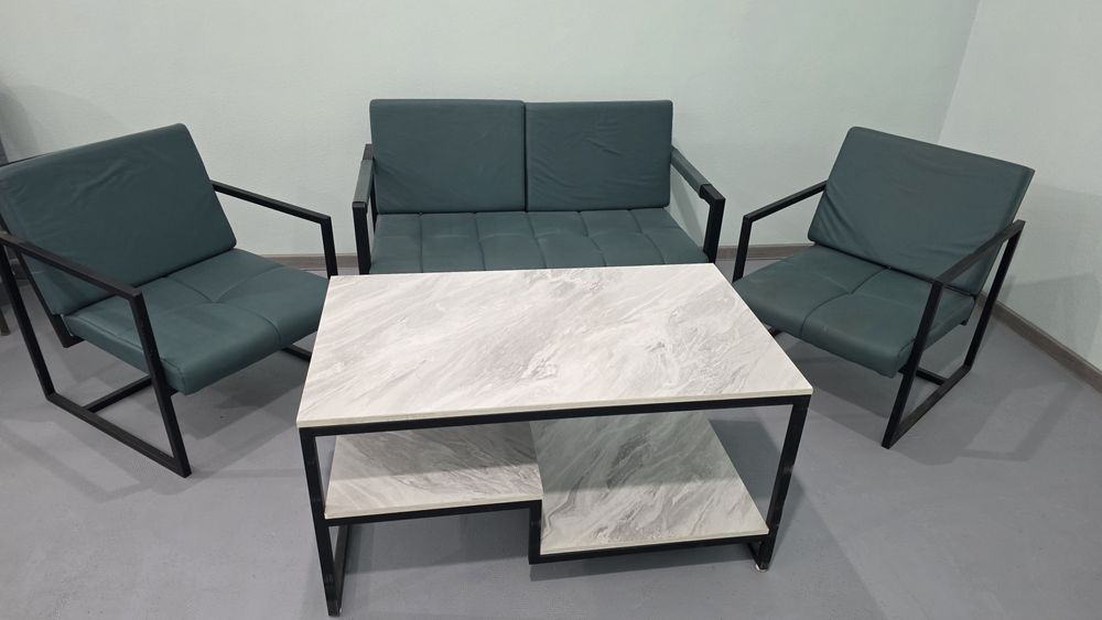 Kamplekt devan kreslo sotiladi