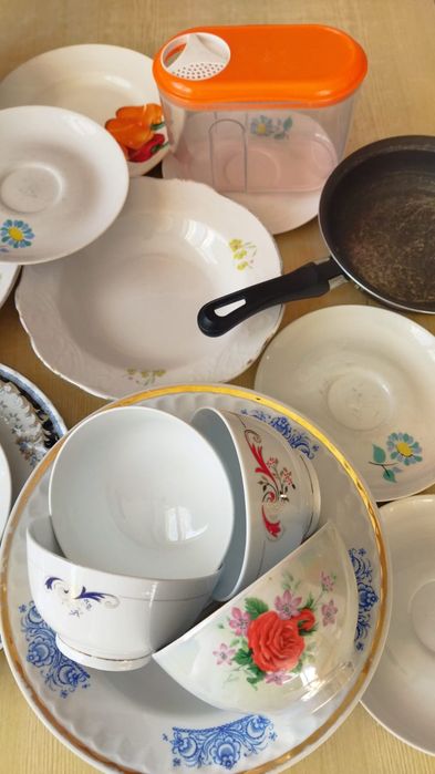 Чистая посуда для дачи