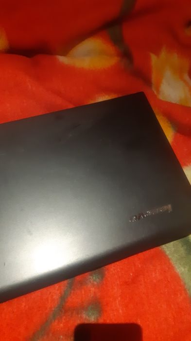 Ноутбук леново в хорошем состоянии