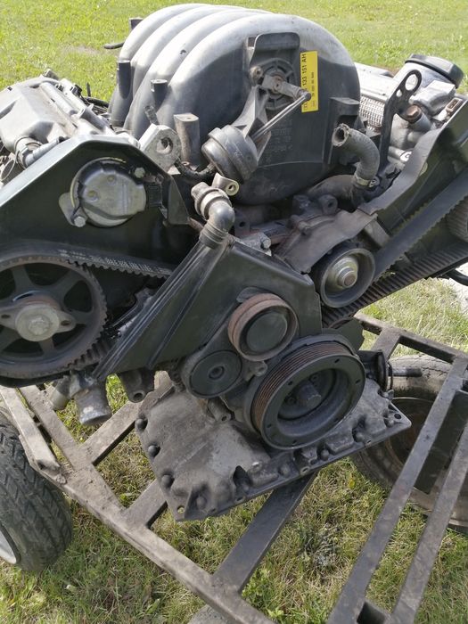 Двигатели ауди  объем 2,4 контрактные из Германии