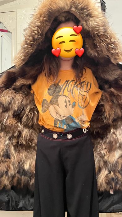 Тёплая, плотная,  Состояние хорошее, чистая. Размер: 44–46