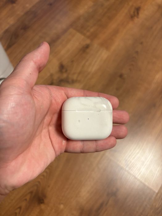 Продается Air Pods 3, оригинал коробка есть!!!