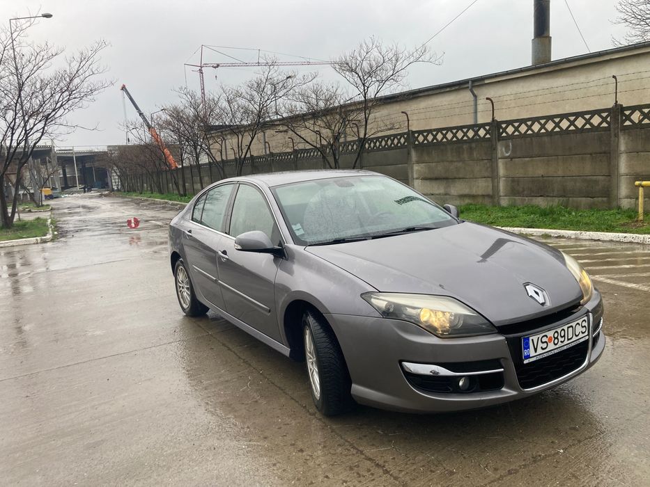 Vând Renault Laguna III