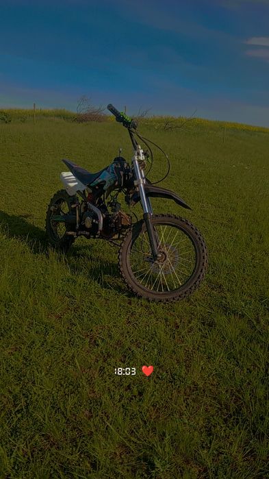 Vând cross kxd 125 defect