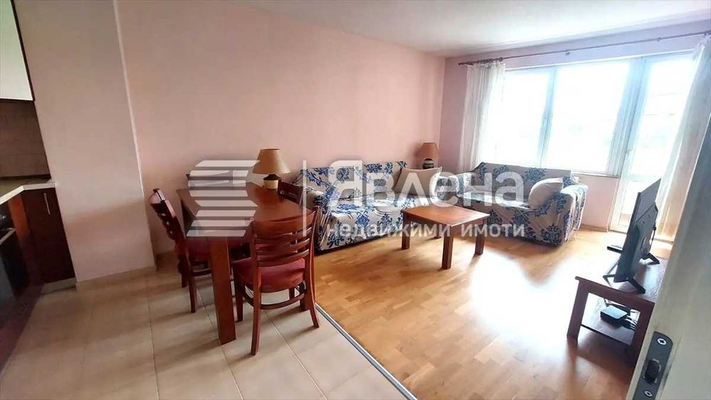 Дава се под наем Двустаен апартамент в София, Център - 60 кв.м за 498.27 € - Снимка #4