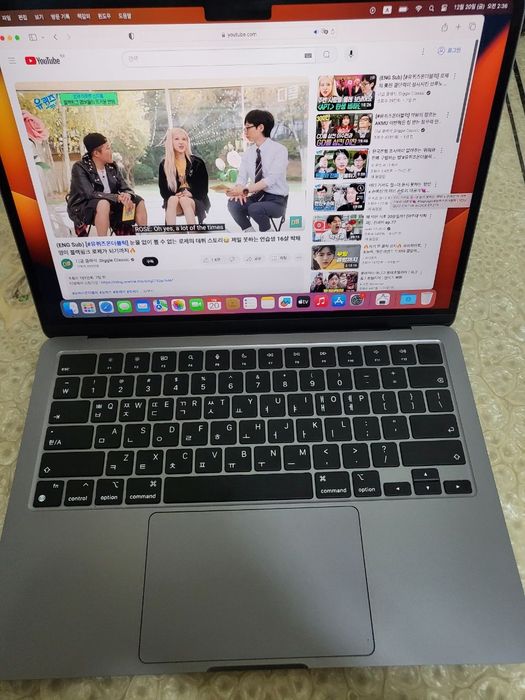 Macbook Air M2 spacegray 13 dyum 16GB ram/512GB sotiladi