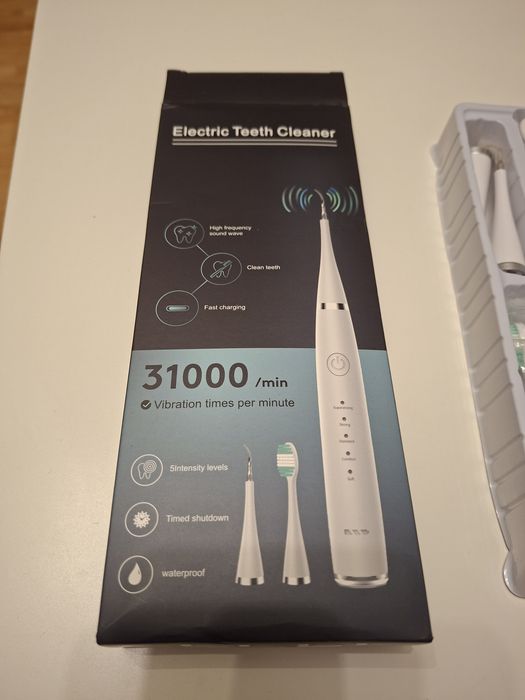 Periuta electrica + funcție si capete detartraj