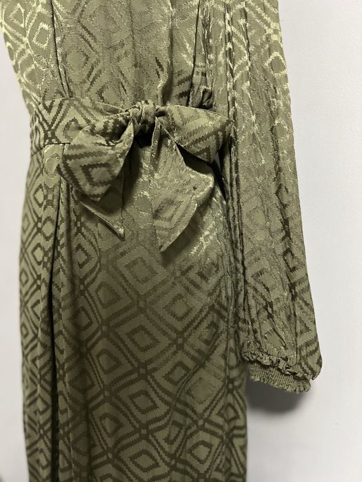 нова рокля MOS MOSH