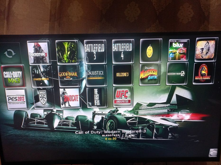 PS3 slim ideal holati 2 djoystik bor o'yinlar yozilgan 19 ta o'yinlari
