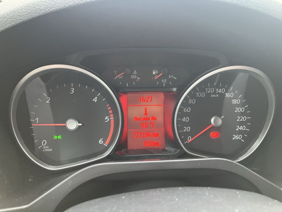 Ford S-MAX 2.0 140 cp