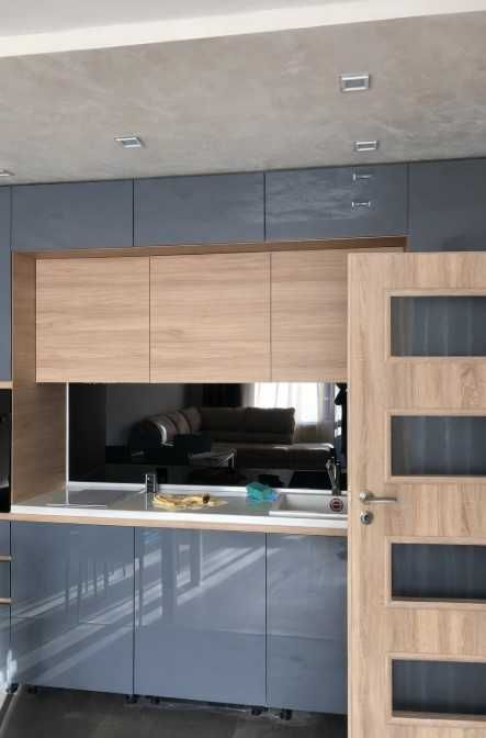 Дава се под наем Двустаен апартамент в София, Център - 75 кв.м за 796.62 € - Снимка #2