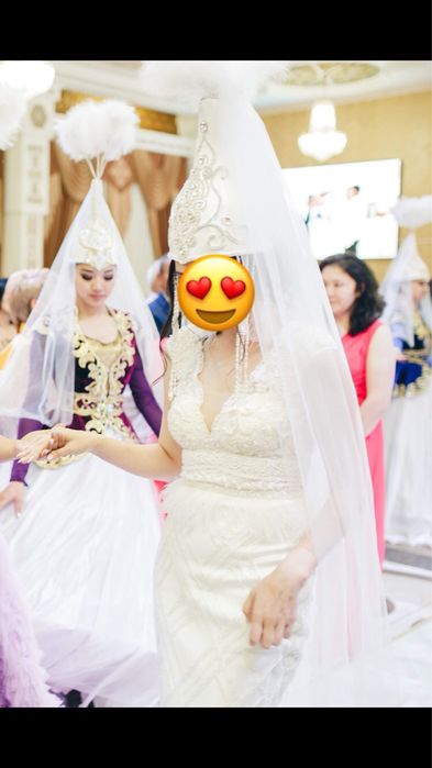 Продается платье узату и свадебное