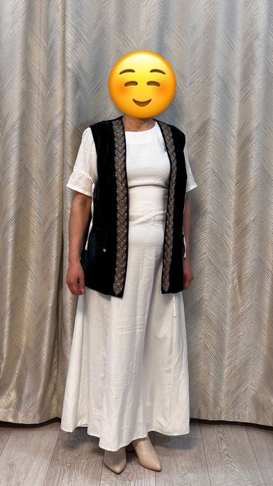 Зелёный камзол почти новый