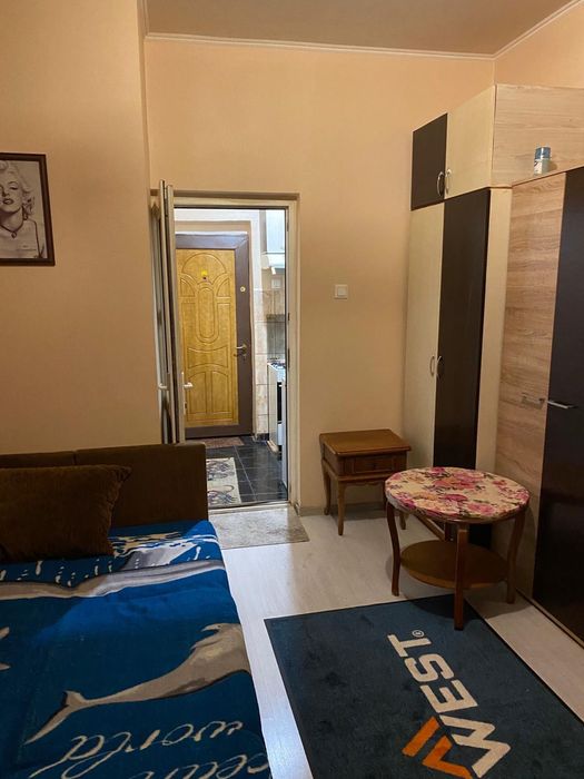 Garsonieră de închiriat