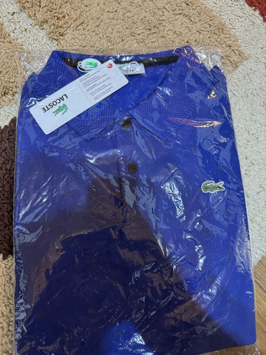 Tricou Lacoate cu guler