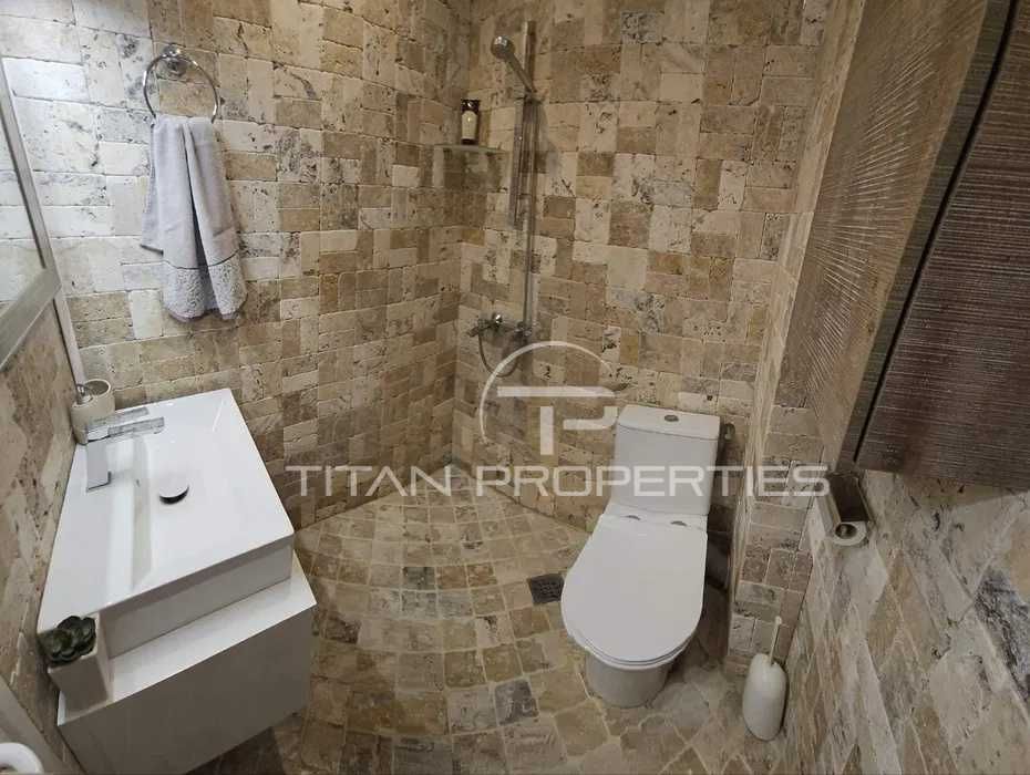 Продава се Двустаен апартамент в Пловдив, Остромила - 70 кв.м за 1929 €/кв.м - Снимка #8