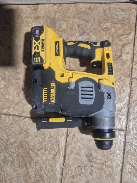 Rotopercutor dewalt dch273
