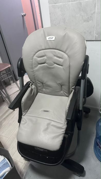 Продам стульчик для кормление