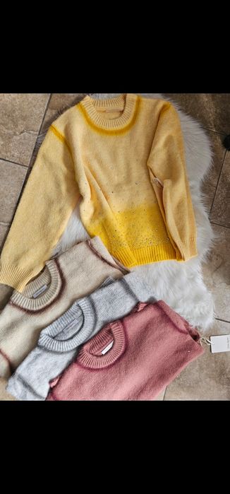 Дамски пуловери с камъни