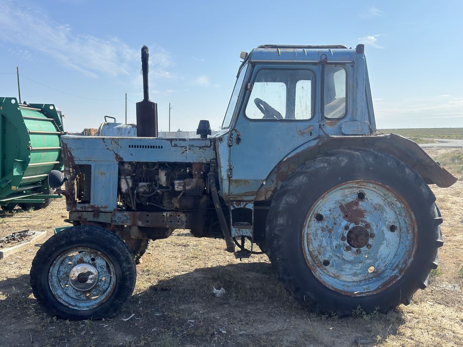 Трактор сатылады сель и поехал