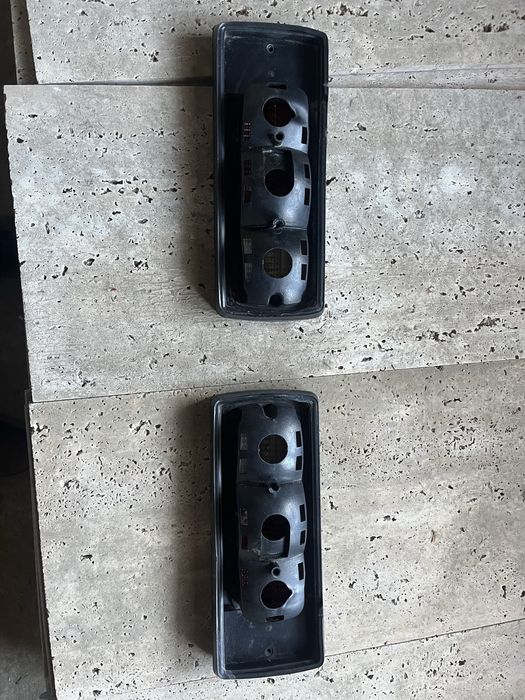 Lampi spate G class in stare perfecta originale