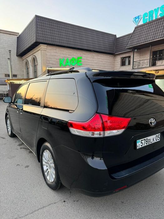 Трансфер прокат авто с водителем