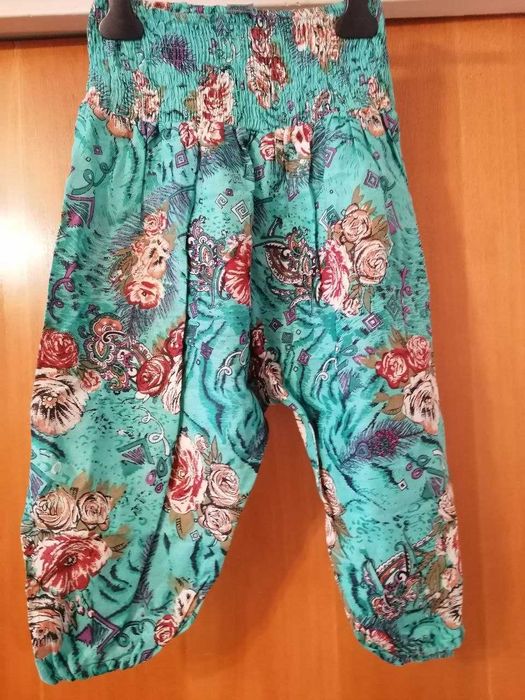 Pantaloni de vara (Salvari)  pt fete - 3-4 ani