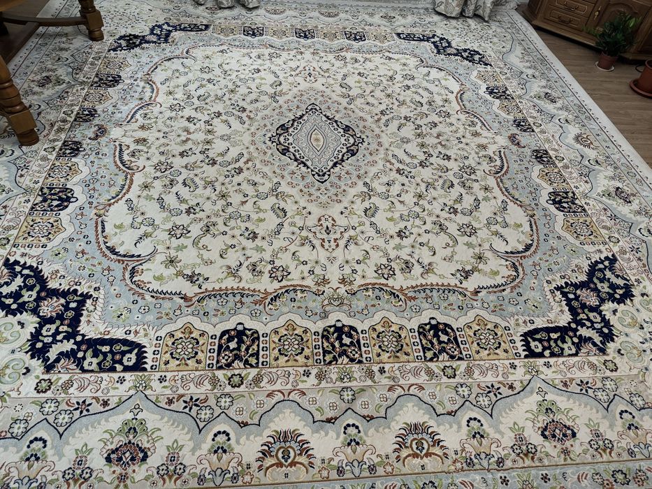 Ковер 4, 25 * 3,75 м.