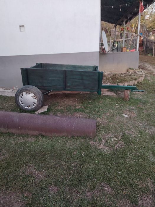 Remorcă pentru tractor