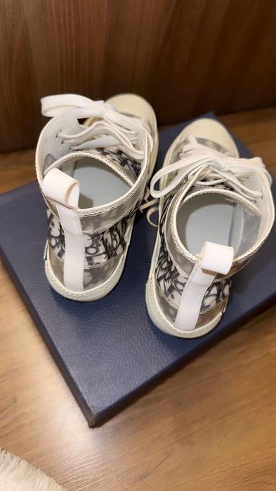 Adidași Dior +cutie