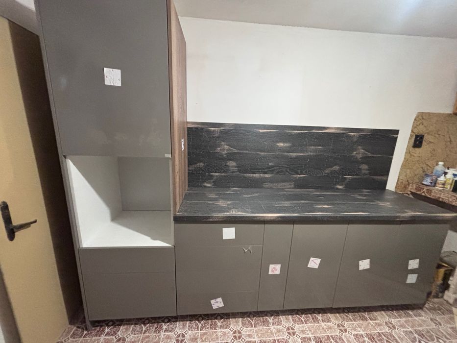 Кухня нова налична