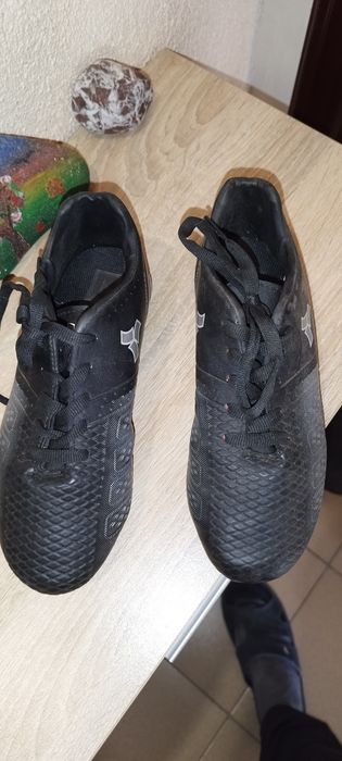 Детски бутонки футболни