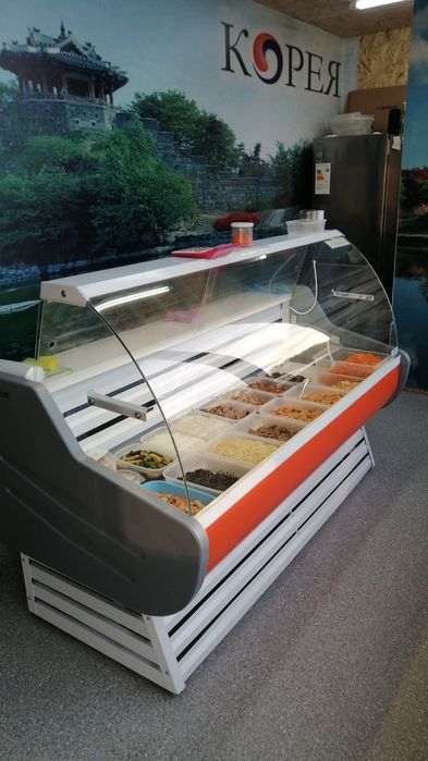 Витрина холодильник