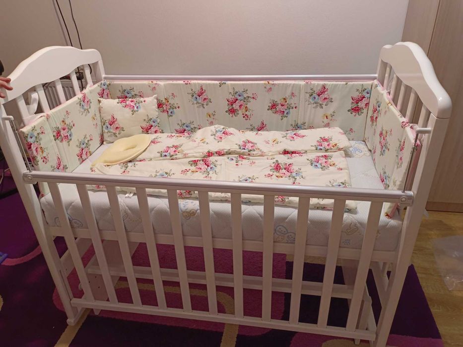 Кроватка детская