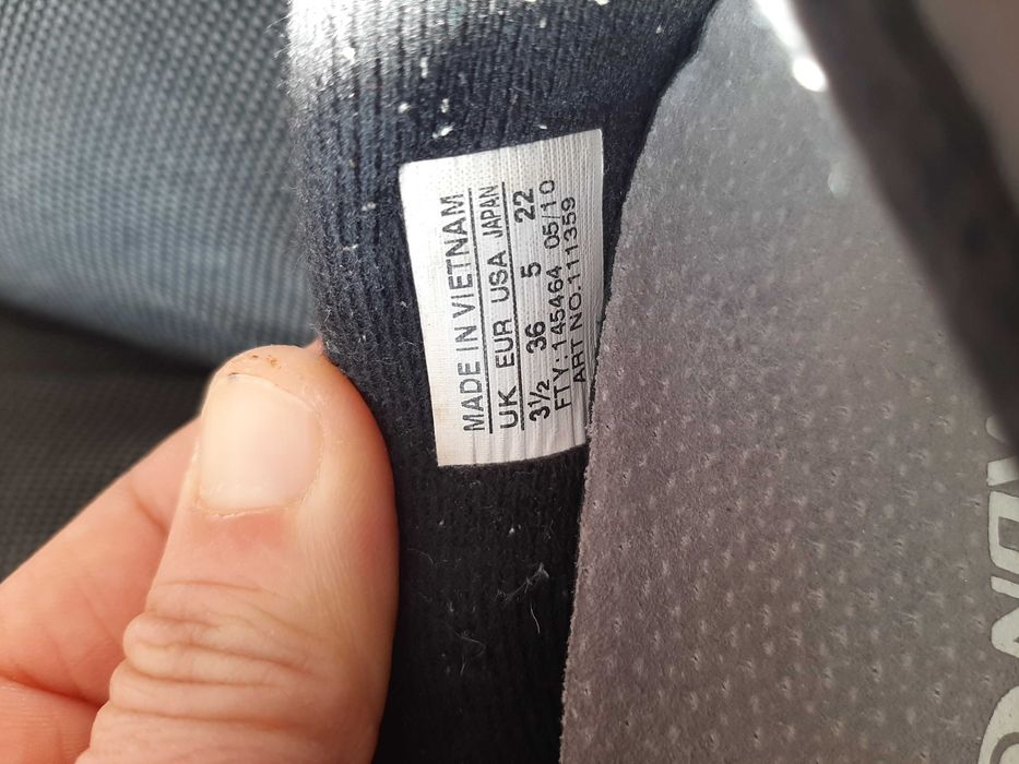 Подарявам Спортни обувки Salomon 36 номер