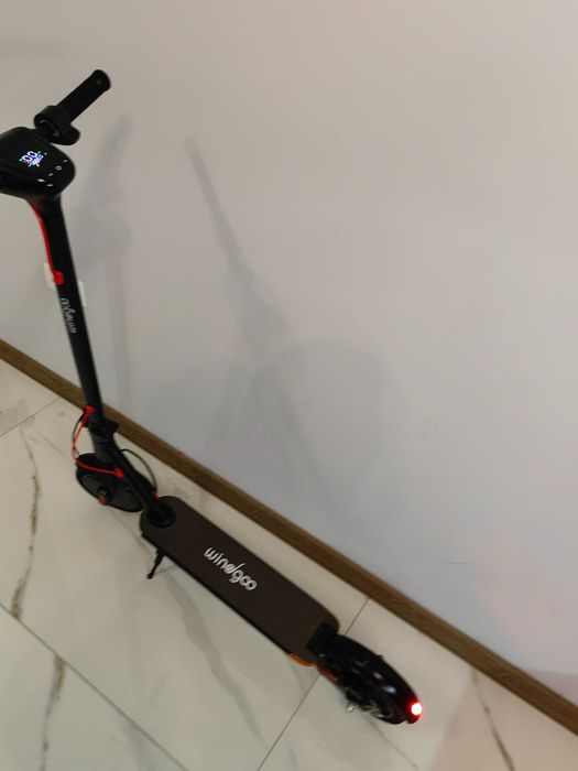 Windgoo M12 електрическа тротинетка